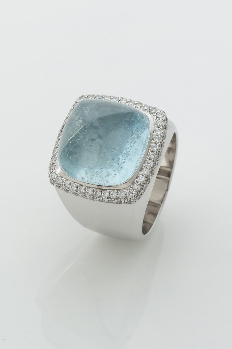 Pain de Sucre系列16.23克拉海水藍寶石鑽石戒指，51萬3,800元。圖／FRED提供