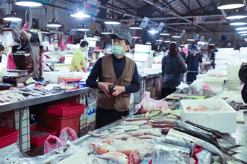 原PO透露和小時候相比，魚的價格漲價許多，非新聞當事人。 示意圖／聯合報系資料照片