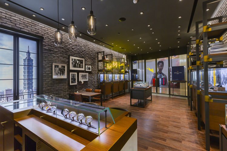 百年靈（Breitling）台北101專賣店揉合了Modern retro與Lo...