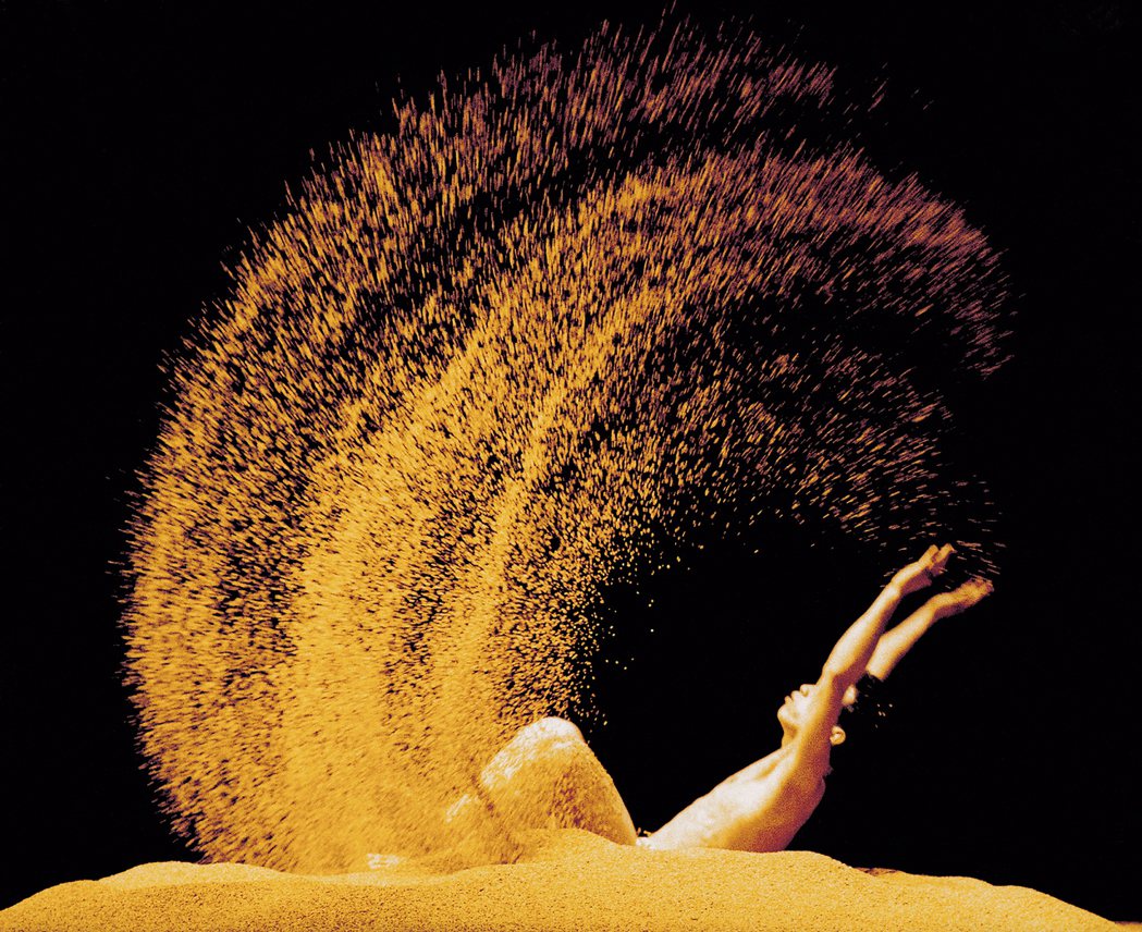 雲門舞作《流浪者之歌》，1994年。圖／雲門提供，游輝弘攝影