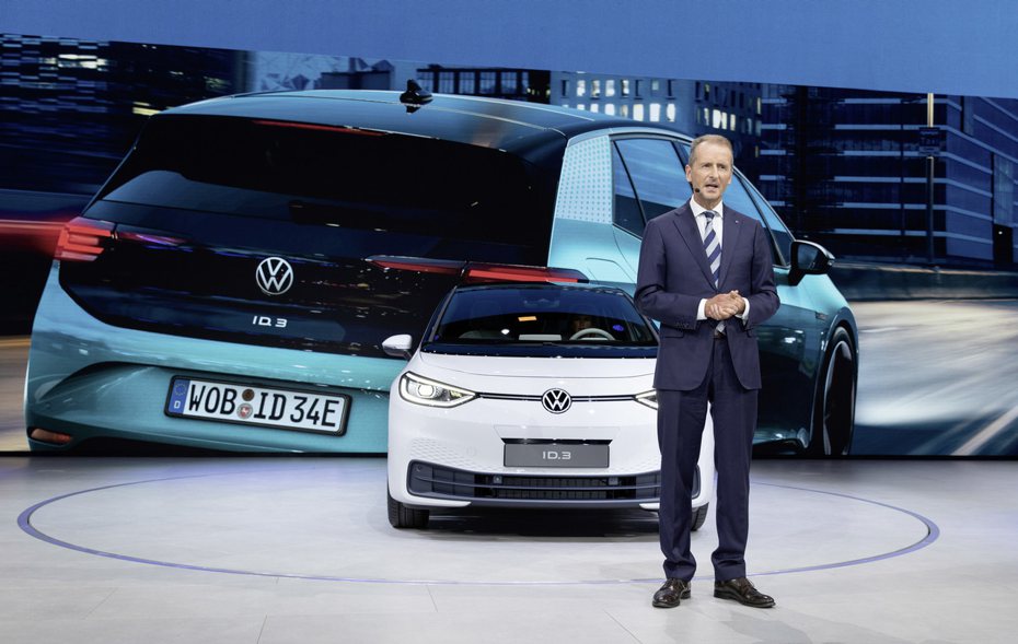 現任Volkswagen集團執行長Herbert Diess。 摘自Volkswagen