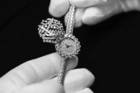 65億奢華絕美珠寶 Dior Print高級珠寶展首登台南奇美博物館