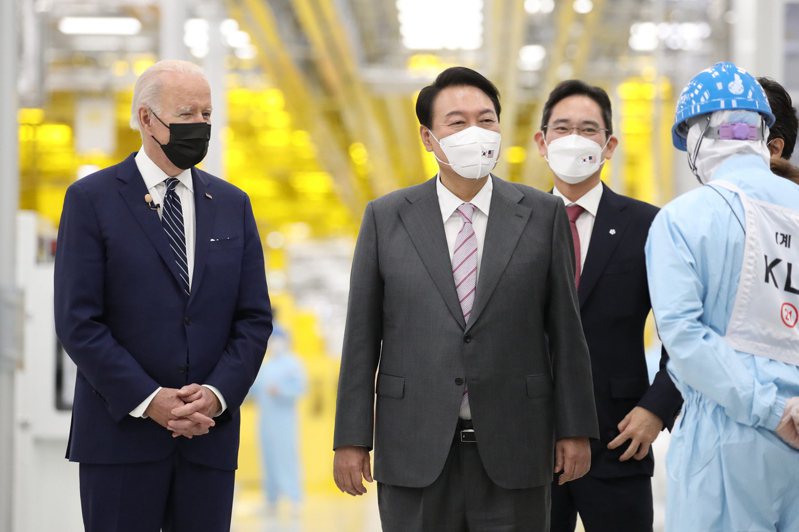 美国总统拜登曾赴韩参访三星。 欧新社(photo:UDN)