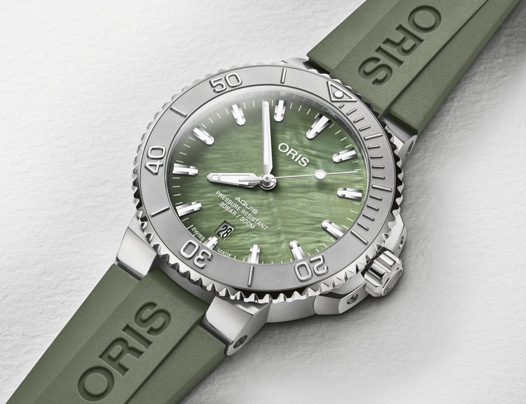 ORIS紐約港限量腕錶。圖／ORIS提供