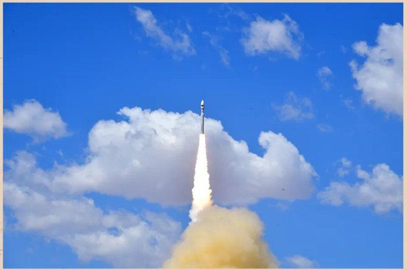 力箭一號火箭27日在甘肅酒泉衛星發射中心首飛成功。（圖／取自「大漠問天」微信公眾號）