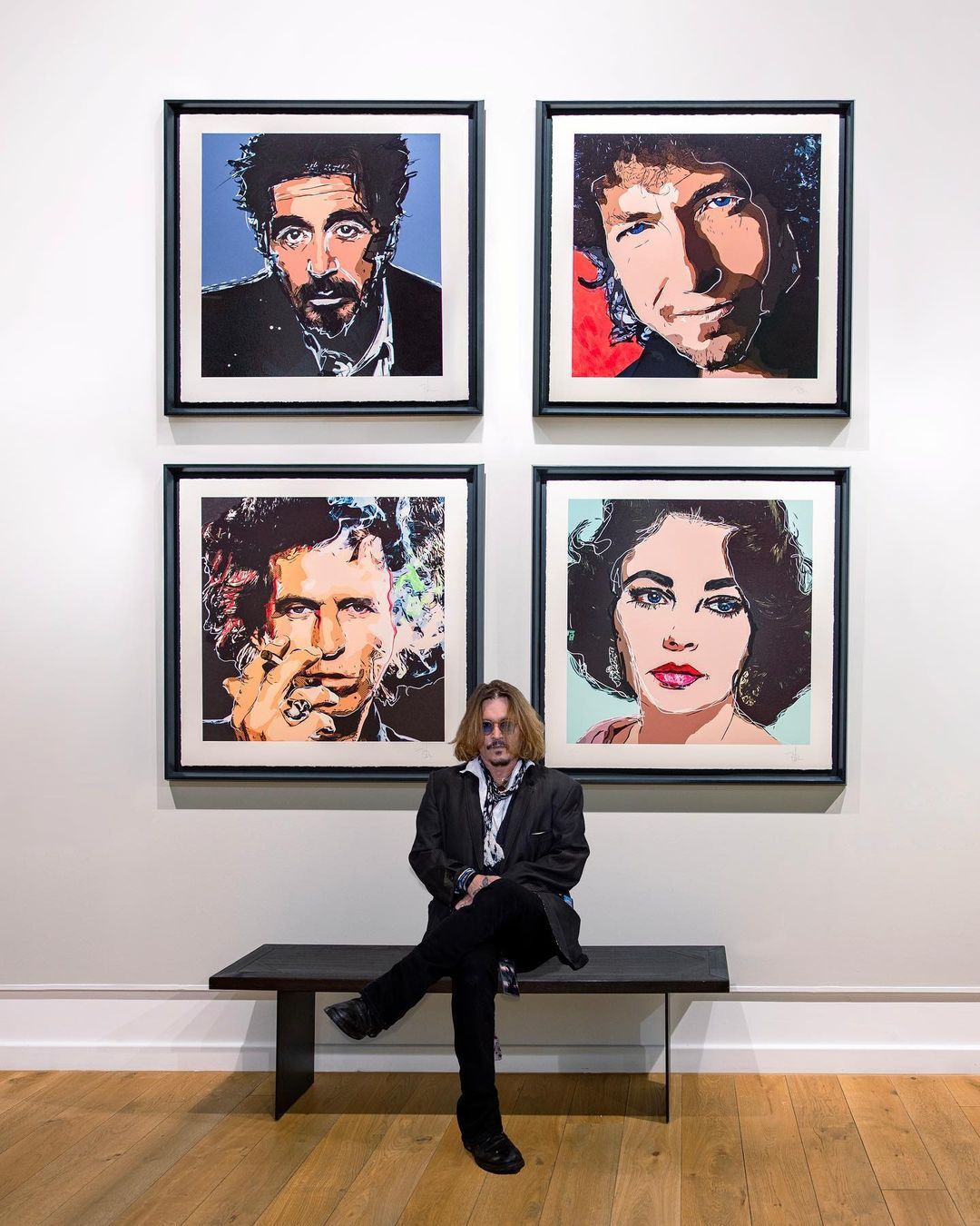 強尼戴普的780張畫作才幾個小時就賣得366萬美元。圖／摘自IG