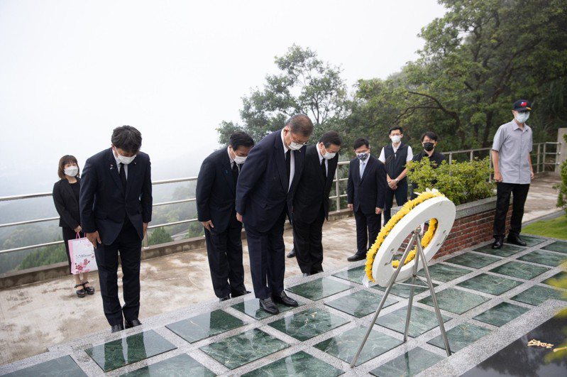日本議員訪團，赴五指山弔唁李登輝。圖／李登輝基金會提供