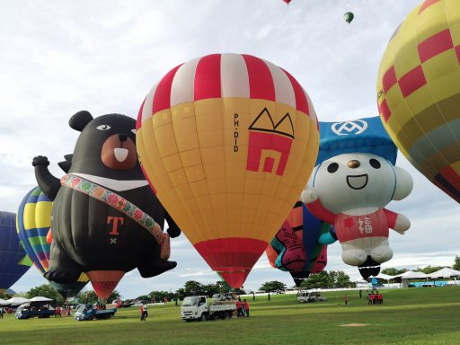 台東熱氣球嘉年華是每年暑假最熱門旅遊活動之一。 記者卜敏正／攝影