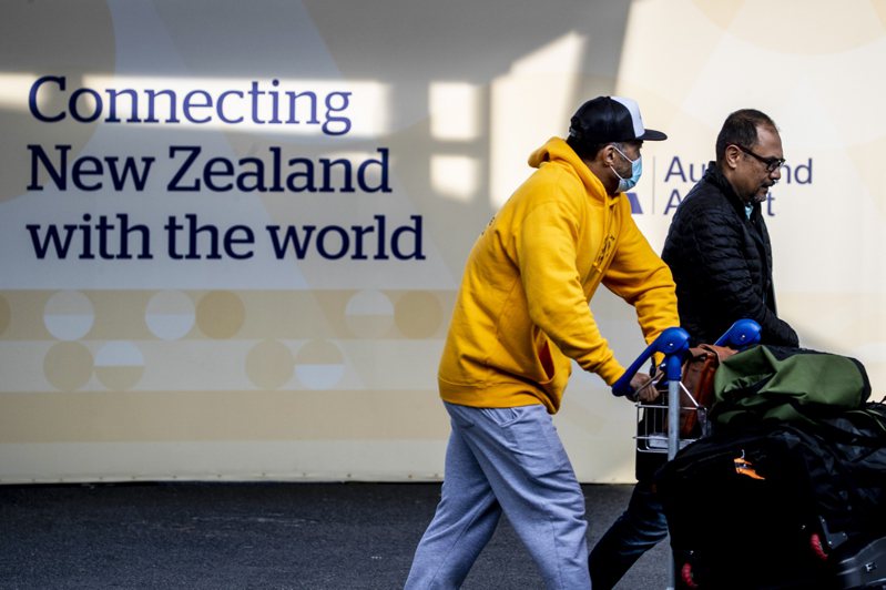 紐西蘭近日重新開放邊界，也是自2020年3月為了阻止新冠疫情傳播而關閉以來首次「全面開放」。美聯社