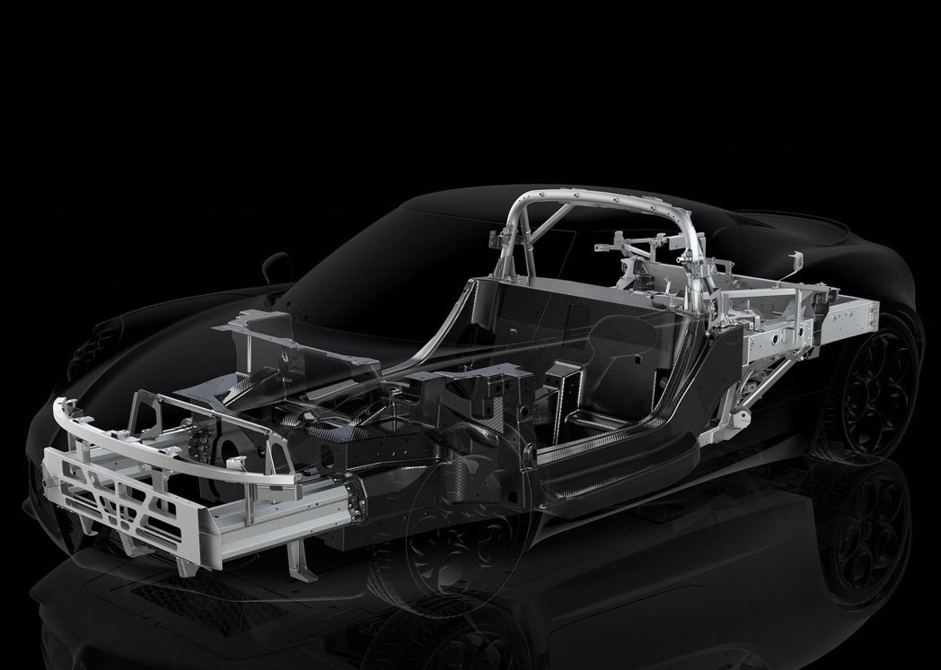 這款新跑車很可能會使用碳纖維單體架構(圖為4C車體)。 摘自Alfa Romeo