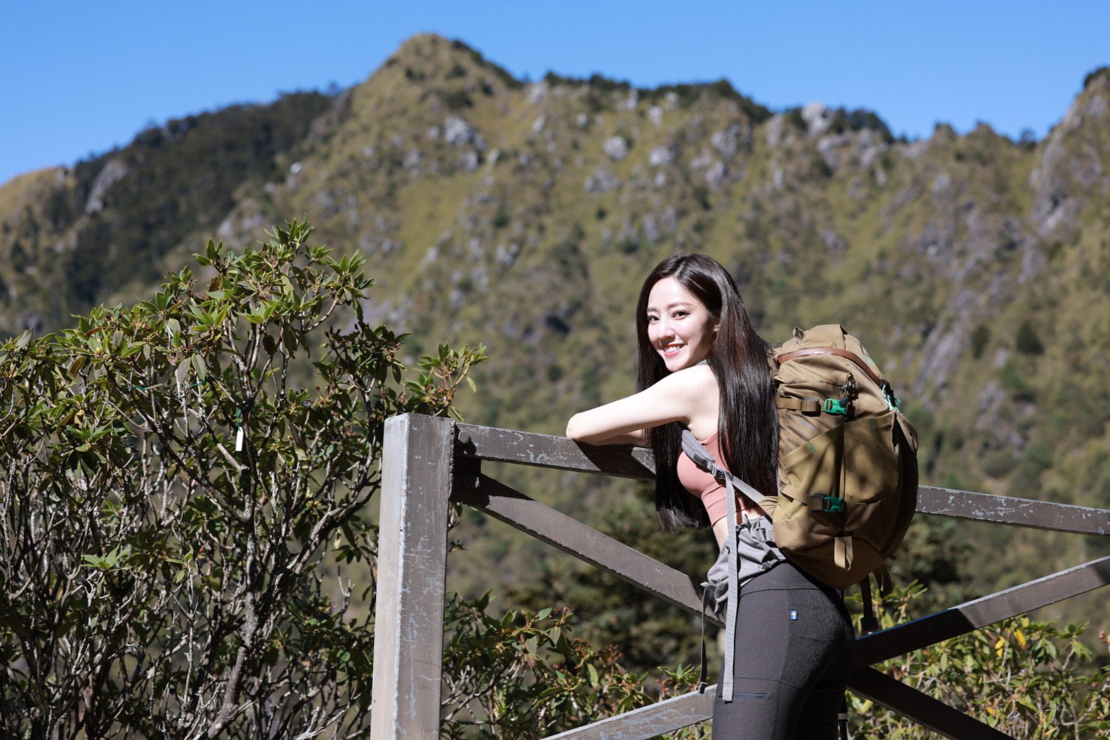 安婕希為了新書挑戰百岳之一的玉山。圖／好舒服音樂提供