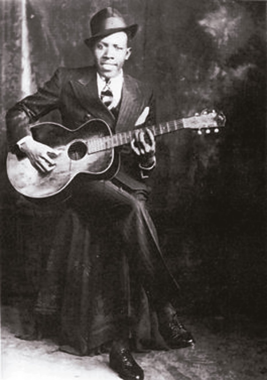 藍調歌手Robert Johnson（1911-1938），留影於1936年。
（圖／取自維基）