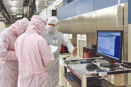 傳中芯國際北京12吋晶圓廠軟體專案停擺，有助舒緩晶圓代工成熟製程供過於求疑慮。（新華社）