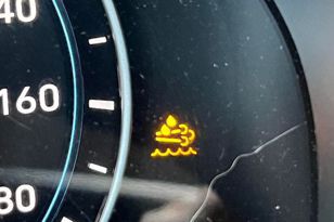 汽車儀表板「神秘燈號」亮起 代表你沒有按時保養