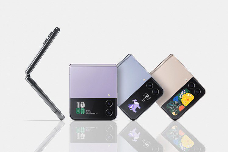 Samsung Galaxy Z Flip4具備精巧時尚外型，封面螢幕快手指令再...