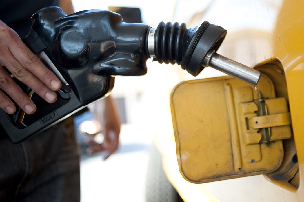在汽油價格大幅回跌7.7%的帶動下，美國7月的通膨年增率趨緩至8.5%。這項通膨...