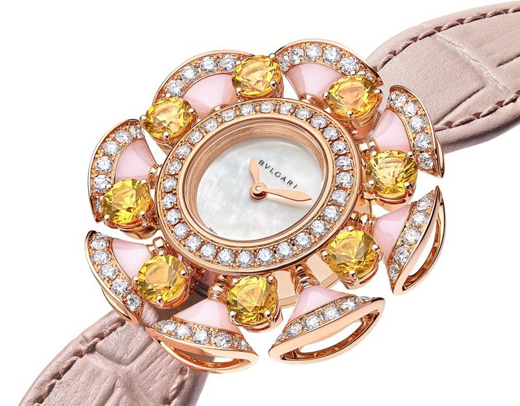 BVLGARI Divas' Dream系列蛋白石與黃水晶珠寶腕表，約118萬3,000元。圖／寶格麗提供