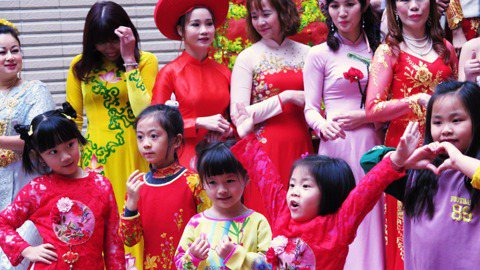 目前台灣新住民大約有57萬人，對有越南背景的台灣新生代來說，他們會希望自己以「越...
