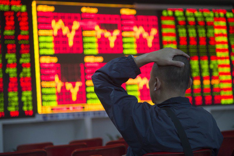 基金經理人表示，中國股市落底早已底定，加上資金面寬鬆，第4季將在剛需產業的帶動下，一路震盪向上，持續領跑全球股市。中新社