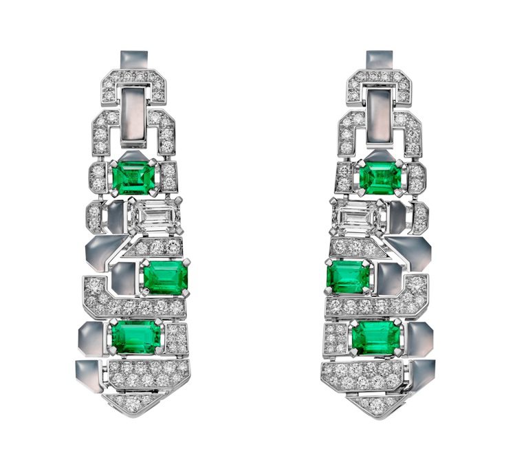 Bromosa祖母綠耳環，從摩天大樓側邊剪影而來的靈感，主石並使用兩顆哥倫比亞梨...