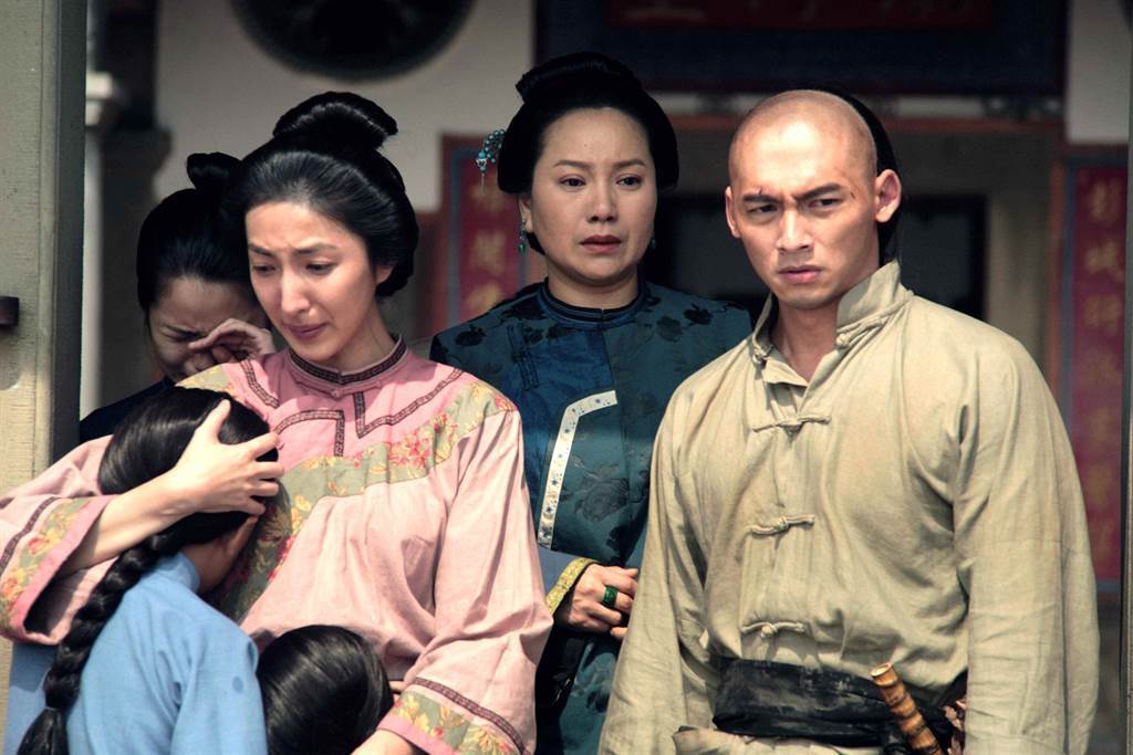 温昇豪、楊謹華演出客語電影「一八九五」。圖／海鵬提供