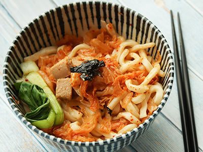 韓式泡菜拌烏龍 圖／里仁