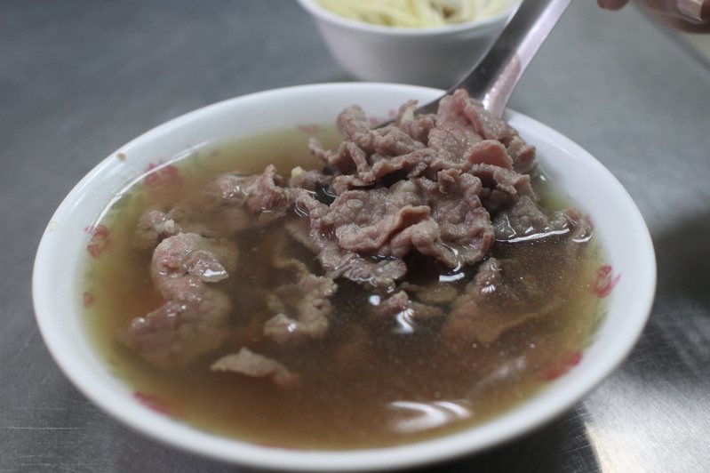牛肉湯入選全球五十大湯品，成為台灣國湯。記者綦守鈺／攝影