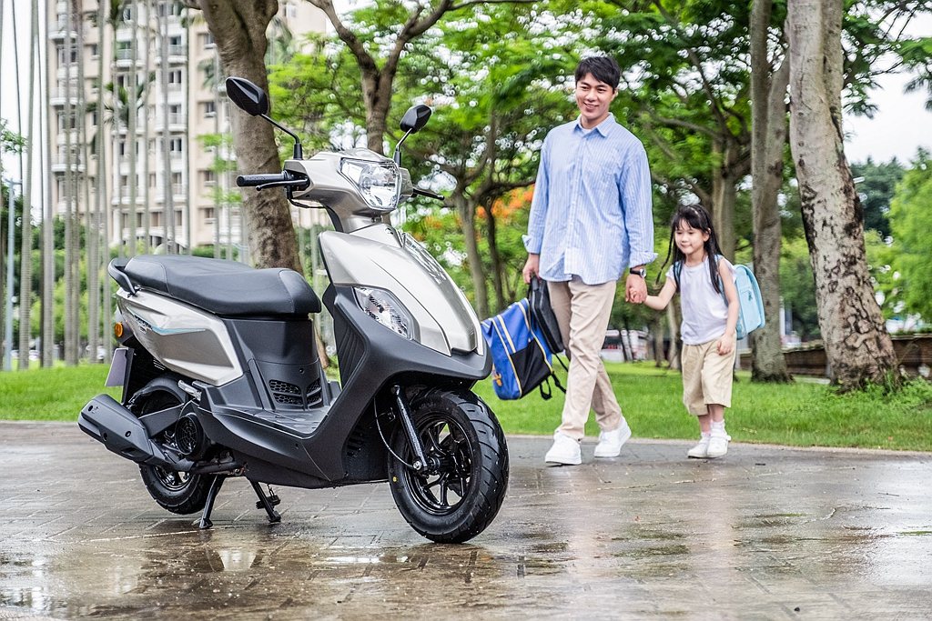 三陽機車連續三個月登上台灣二輪機車銷售冠軍，SYM全新迪爵的熱銷挹注絕對功不可沒。 圖／SYM提供
