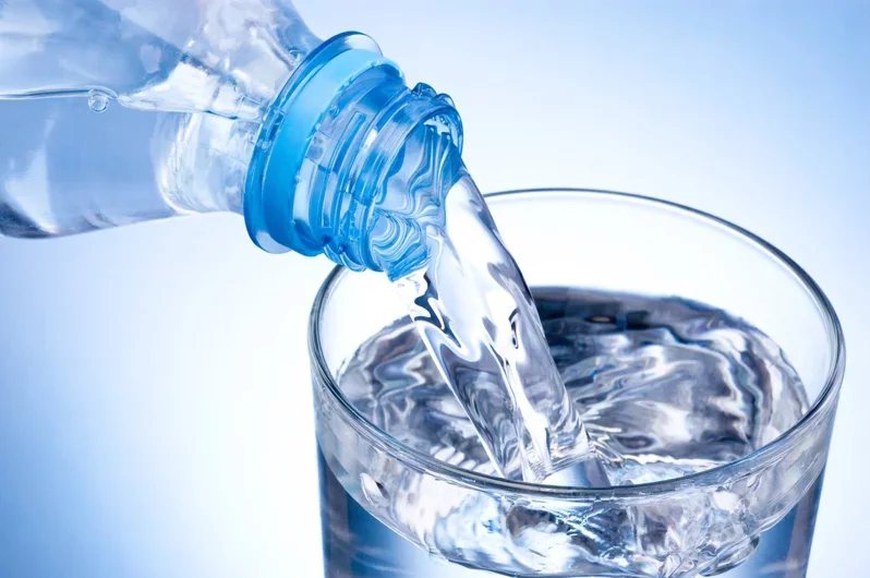 喝水學問大，別等到口渴才喝水。 圖／123RF
