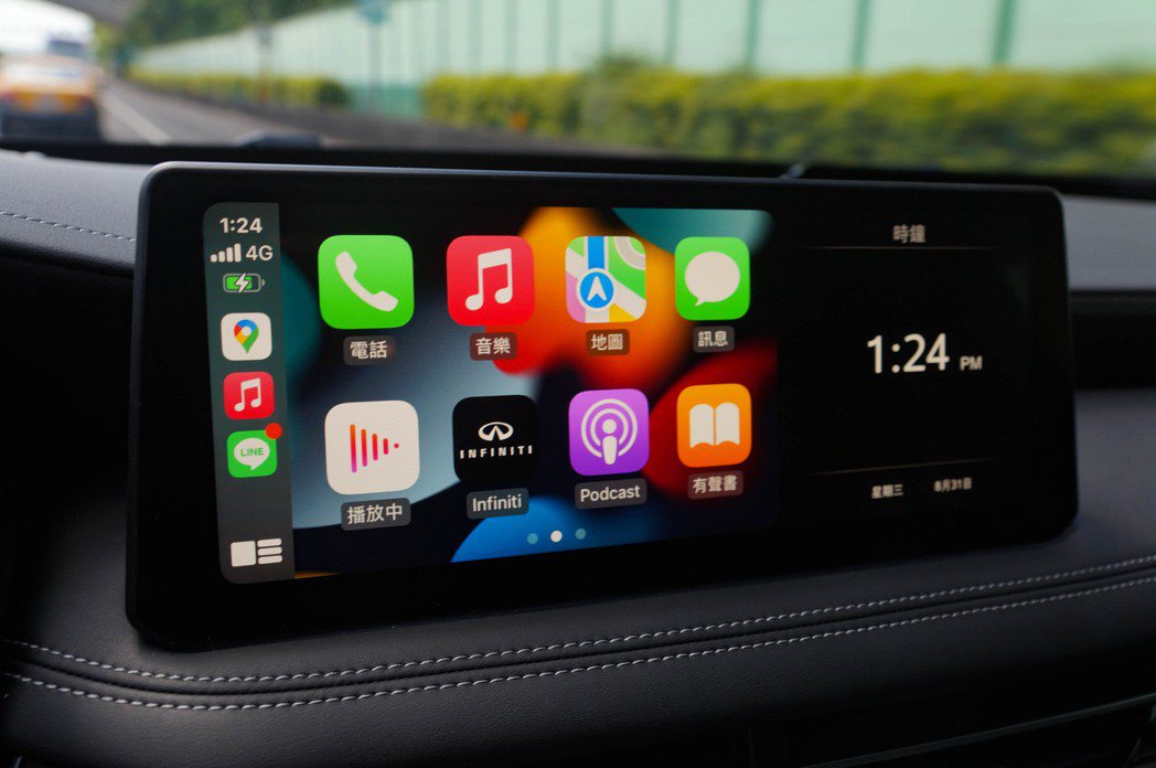 12.3吋螢幕可以支援無線Apple CarPlay和有線連接的Android ...