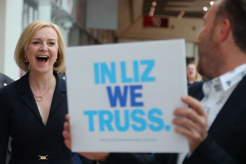 英國保守黨黨員選出新黨魁特拉斯（Liz Truss），將成為英國的新首相。法新社