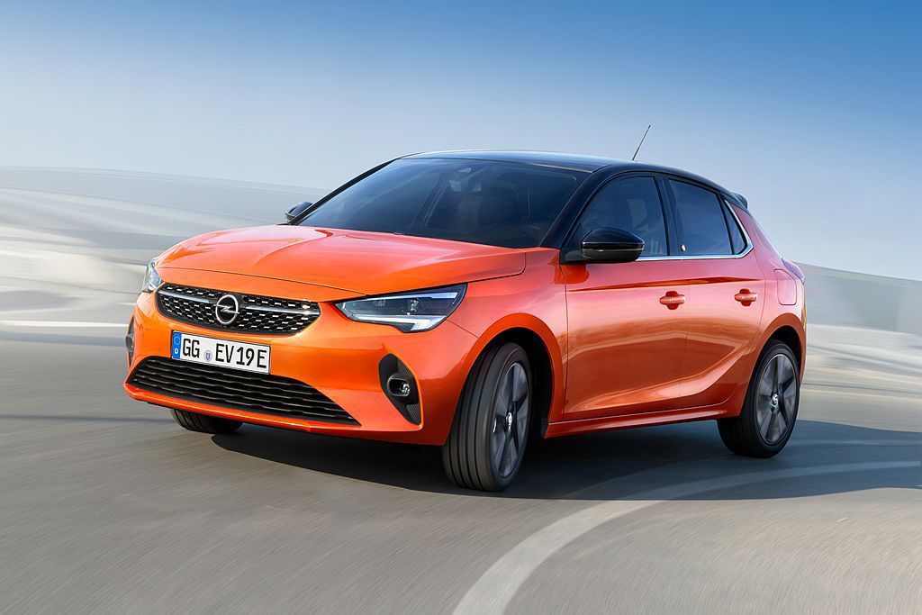 Opel Corsa-e在相同電能動力架構與電池容量下，則擁有359公里的續航能...