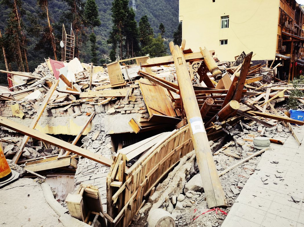 9月5日四川地震截至目前，已造成65人死亡、超過200人受傷、16人失蹤。 圖／...