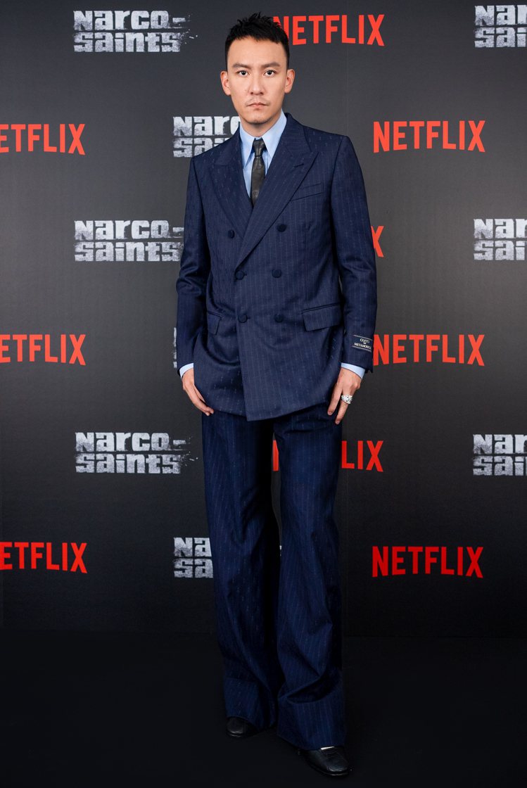 張震在「毒梟聖徒」飾演唐人街黑幫老大。圖／Netflix提供