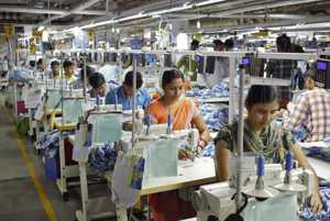 印度紡織和服飾企業在上個財年創下出口額新高，他們對於能以低關稅出口產品的前景感到興奮。路透