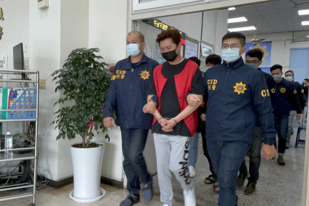 圖為台南警方日前破獲詐騙集團，逮捕七名嫌犯。 圖／聯合報系資料照片