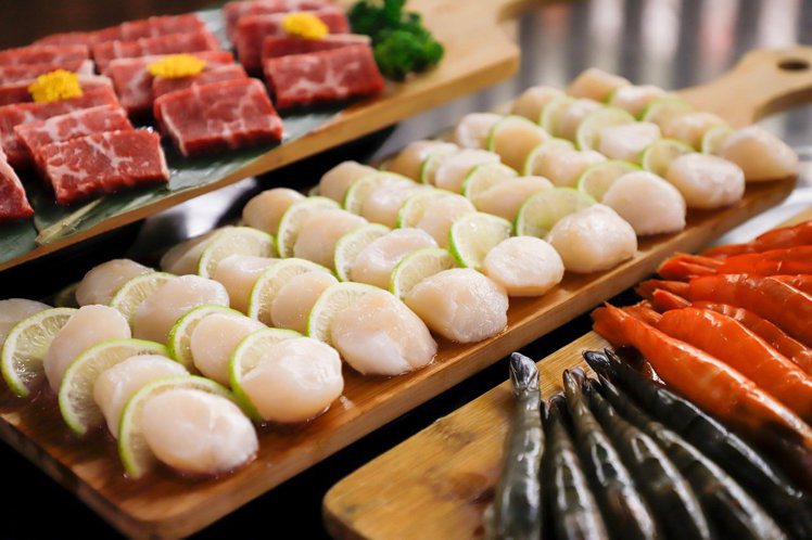「熊一燒肉」選擇指定方案，全桌可享「北海道生食級干貝吃到飽」。圖／馬辣提供