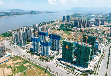 受困於中國大陸經濟復甦乏力以及低迷的房地產行業，在香港上市的中資股自今年三月份以來再次邁向熊市。（中新社）