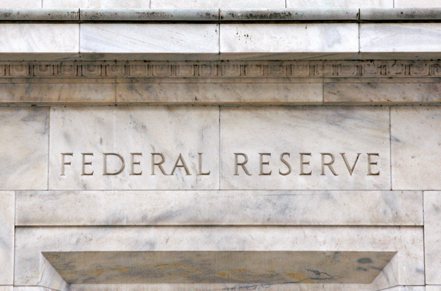 市場預期美聯準會（Fed）本周將升息4碼的機率為25%，並預期今年底時聯邦資金利率將超過4%。（路透）
