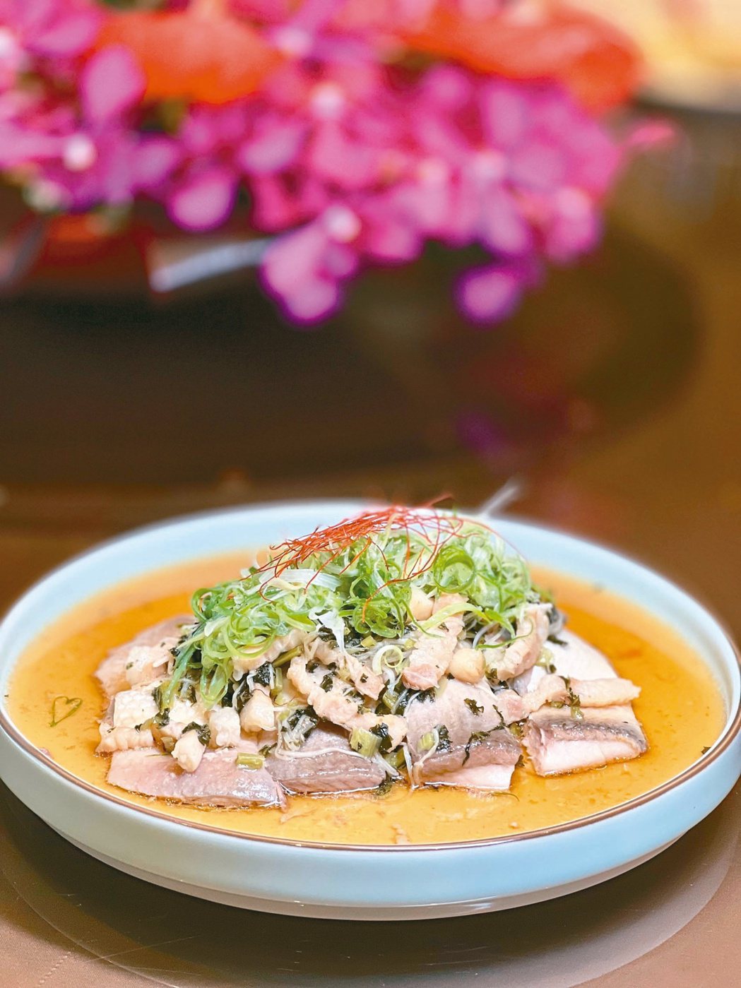 雪菜花雕虱目魚肚是我最欣賞的一道菜，魚肉更緊實、甜度更好。圖／陳志光、游慧君