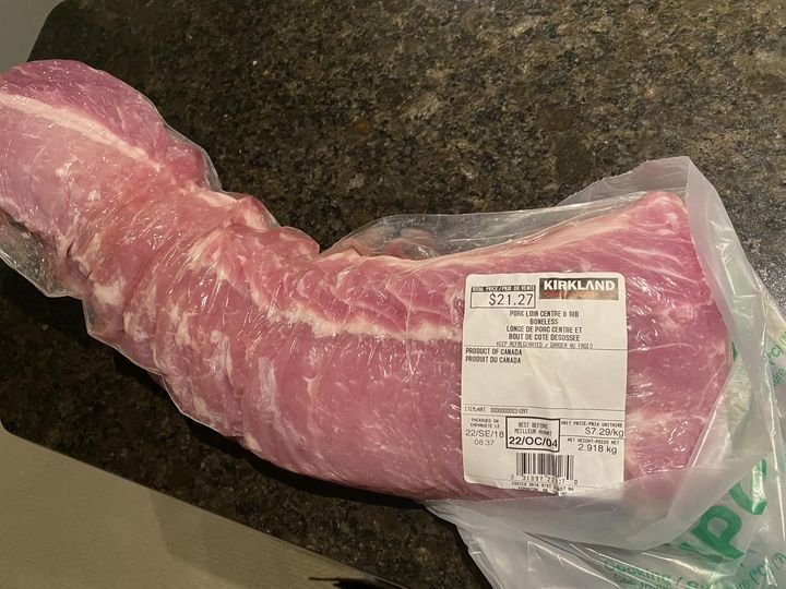 網友在好市多購買的大塊豬肉。圖擷自Costco好市多商品經驗老實說