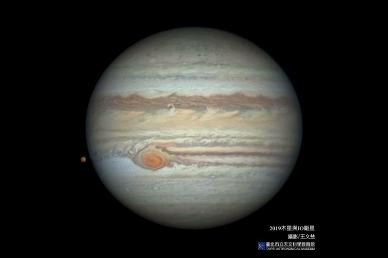9月27日是木星一年一度的「衝」，為木星離地球最近，看起來最大、最亮，也最清楚的時刻。圖／天文館提供