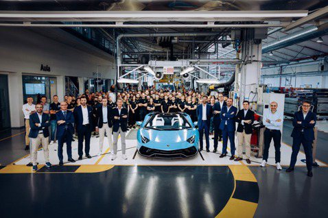 最後一輛Lamborghini Aventador下線 自然進氣V12引擎走入歷史！