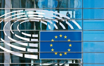 據知情人士透露，歐盟正在考慮一項德國提案，禁止歐盟國民在俄羅斯國有企業擔任高薪職位。（路透）