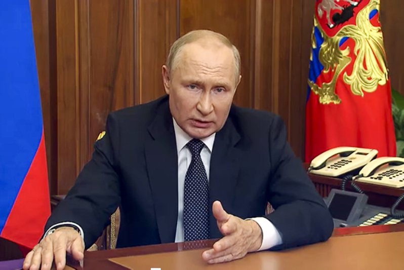 遭到軍事上挫敗的俄羅斯總統普亭，21日突然發表全國演講，宣布下達動員令，對烏克蘭作戰，且不排除任何手段，被視為核武威脅。美聯社