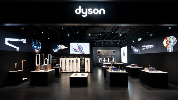 全台首間Dyson體驗店於台北新光三越A11館盛大開幕。圖／Dyson提供