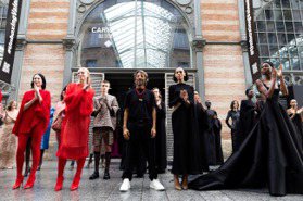 23巴黎時裝周／Valentino在極端之間 Givenchy美法接軌