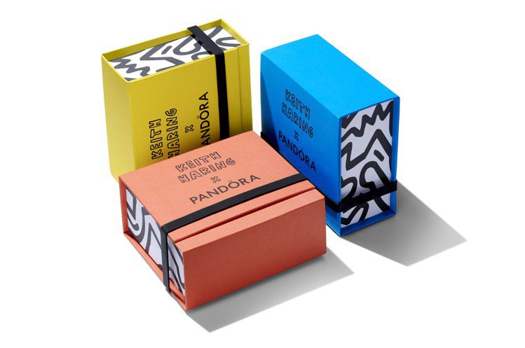 Keith Haring x Pandora特殊包裝盒。圖 / Pandora提...