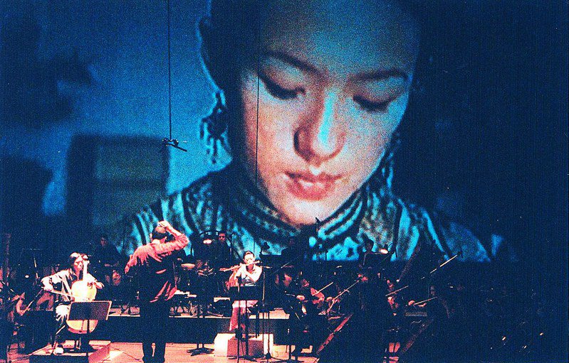 華裔作曲家譚盾曾於2001年在台北帶來臥虎藏龍演奏會。 圖聯合報系提供。周文郁／攝影
