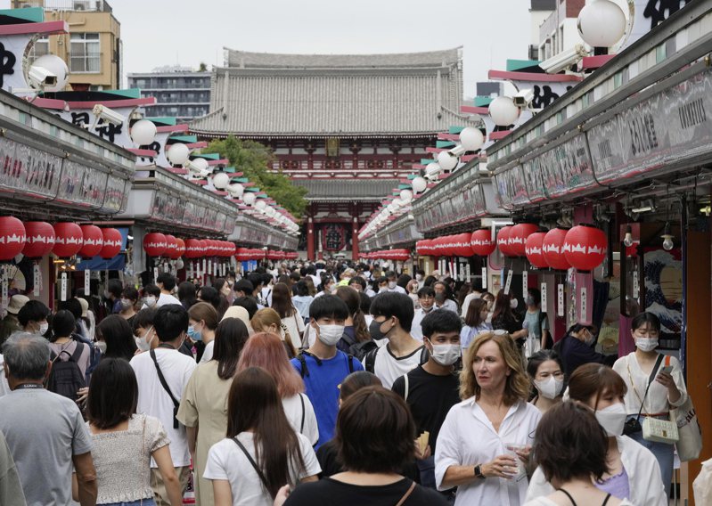 日本盼來自外籍觀光客的收入每年可達5億日圓以上。歐新社